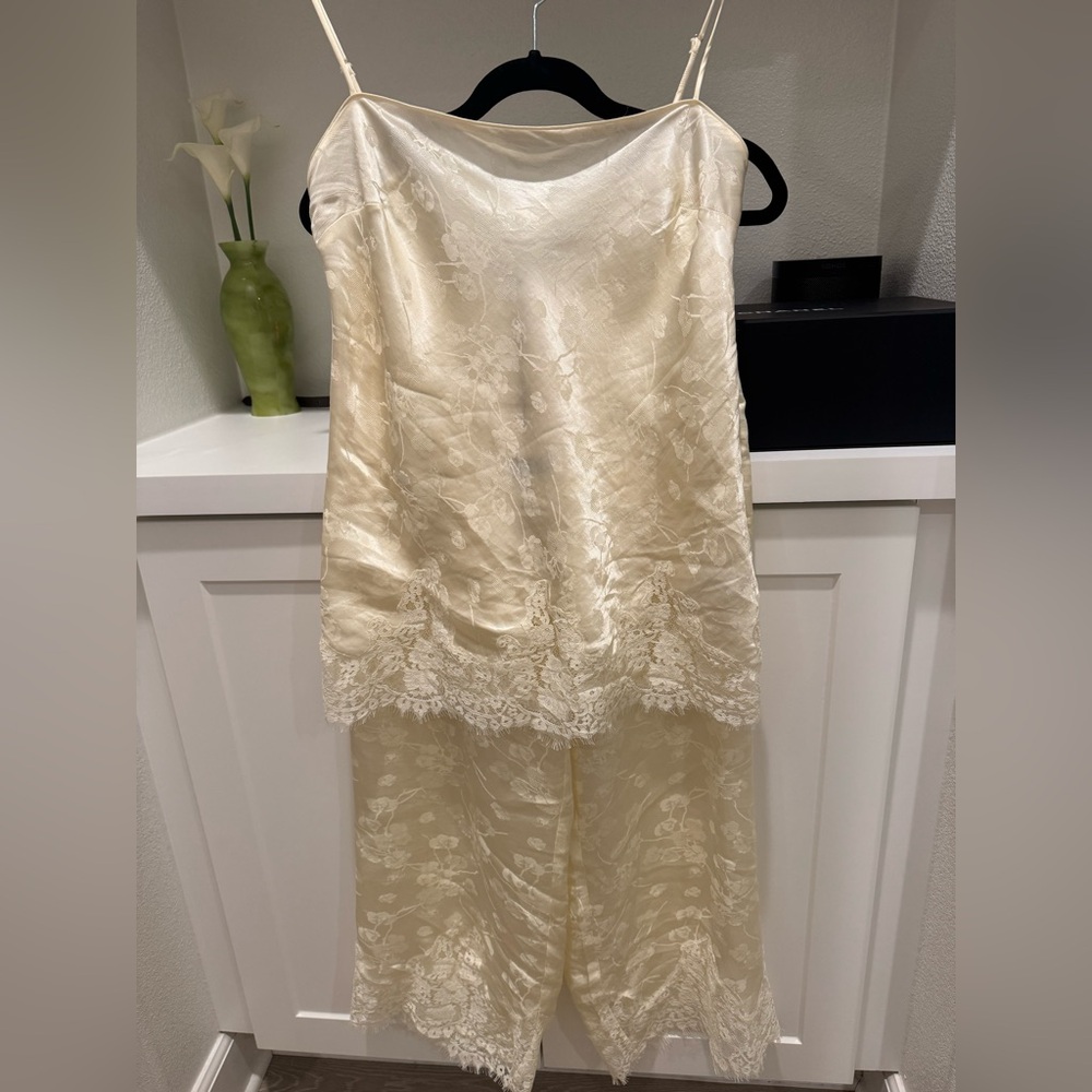 Reformation Carolina Ivory Jacquard Silk Set - Picture 2 of 5